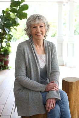 The gorgeous Sue Grafton wrote the Alphabet series starring Kinsey Millhone. Read them all often! Happy Birthday Sue, Sue Grafton, Female Detective, Raymond Chandler, Detective Fiction, Professional Website Design, Women Writers, List Of Books, Celebrity List