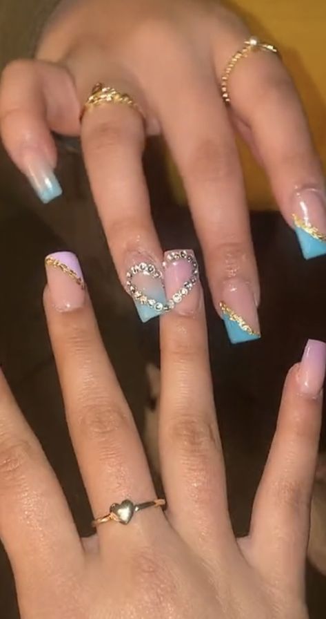 Matching Bsf Nails French Tip, Matching Nails With Your Best Friend, Nails For Two Friends, Twin Nails With Bestie, Bff Nail Ideas, Cute Gender Reveal Nails, Matching Acrylic Nails For Best Friends, Nails For Besties, Bsf Nails Matching