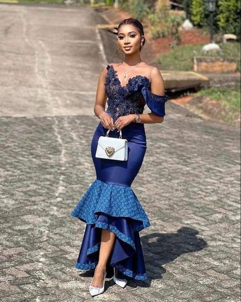 Pedi Attire, Tswana Traditional Attire, Lobola Outfits, Pedi Traditional Attire, Traditional Wedding Ideas, South African Traditional Dresses, African Bridal Dress, African Print Maxi Skirt, Traditional African Clothing