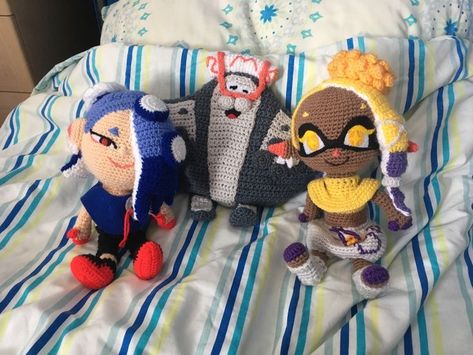 Shiver Splatoon Plush, Crochet Splatoon Squid Free Pattern, Splatoon Crochet Free Pattern, Big Man Splatoon Fanart, Crochet Splatoon, Amigurumi Nintendo, Shiver Frye And Big Man, Shiver X Frye, Sewn Plushies