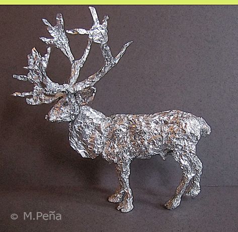 Foil Reindeer by Reptangle.deviantart.com on @deviantART Foil Sculptures, Aluminum Foil Crafts, Tin Foil Art, Aluminum Foil Art, Paper Mache Animals, Aluminum Crafts, Middle School Art Projects, Trash Art, Textile Sculpture