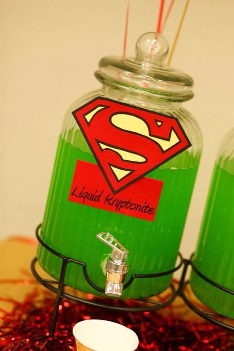 Superhero / superman party Superman Baby Shower, Supergirl Party, Superman Birthday Party, Superman Party, Villains Party, Superhero Superman, Superman Baby, Superhero Baby Shower, Superman Birthday