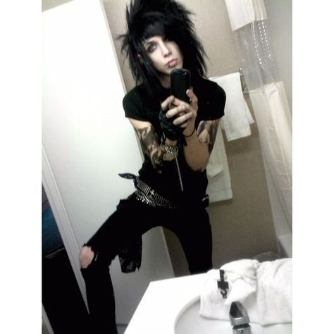 andy sixx | Tumblr ❤ liked on Polyvore featuring black veil brides, bvb, andy sixx, andy biersack and people Andy Sixx Emo, Andy Biersak, Andy Sixx, Ashley Purdy, Scene Girl, Scene Boys, Diesel Punk, Emo Boy, Andy Black