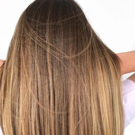 Blonde Balayage On Straight Hair, Balayage On Straight Hair, Dirty Blonde Balayage, Blonde Hair Pictures, Caramel Blonde Hair Color, Cool Blonde Balayage, Soft Blonde Hair, Balayage Straight, Caramel Blonde Hair