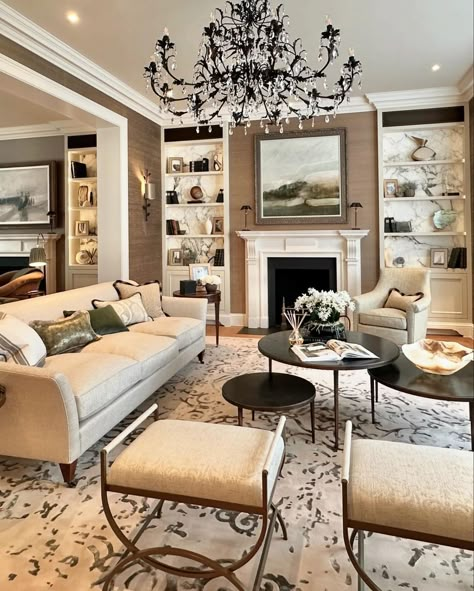 SOPHIE PATERSON (@sophiepatersoninteriors) • Instagram photos and videos Sophie Patterson Interior Design, Porche Mom, Sophie Paterson Interiors, Cozy Modern Living Room, Sophie Paterson, Luxury Living Rooms, Living Rooms Design, Rooms Design, Modern Cozy Living Room