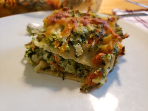 Updated Copycat Stouffer’s Vegetable Lasagna – with recipe | Rachel Recommends Stouffers Vegetable Lasagna Copycat, Making Lasagna, Vegetable Pasta Recipes, Roasted Vegetable Lasagna, Vegetarian Lasagna Recipe, Recipes With Ingredients, Lasagna Recipes, Lasagna Ingredients, Veggie Lasagna