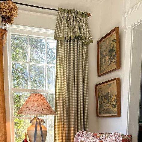 Nancy Meyers Living Room Aesthetic, Cottage Core Curtains, Cottage Core Living Rooms, Living Room Window Treatments, Whimsical Living Room, Cottage Curtains, Handmade Curtains, Cottage Living Room, Decoration Inspiration