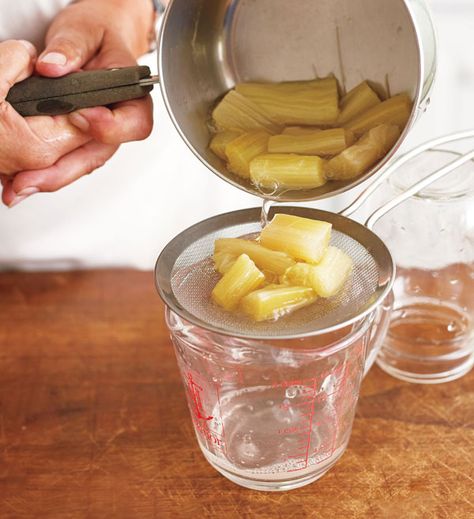 Rhubarb Candy, Candied Rhubarb, Rhubarb Juice, Growing Rhubarb, Rhubarb Syrup, Rhubarb Plants, Vegetable Chips, Food Vegetarian, Perennial Vegetables