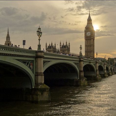 London City View, Beau Bridges, London Dreams, Westminster Bridge, London Baby, Family Legacy, Acting Skills, Dream City, London Life