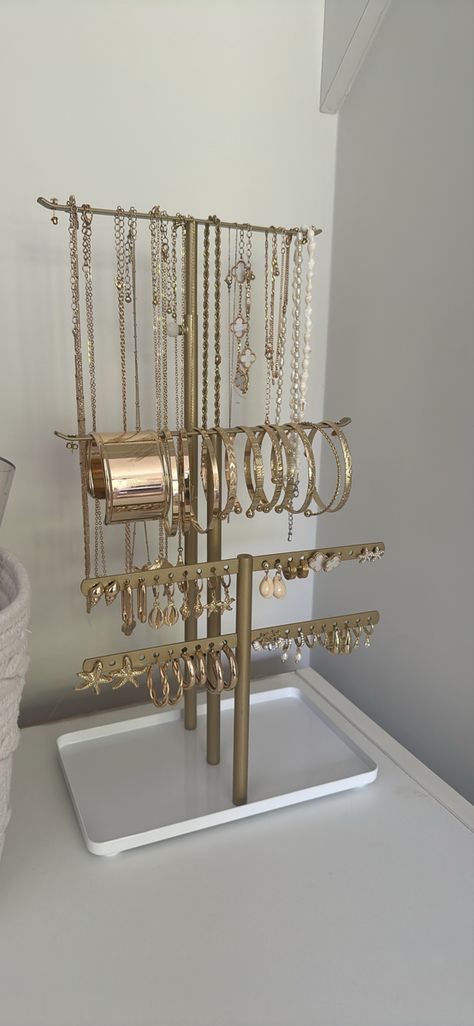 Aesthetic Jewelry Holder, Unrealistic Wishlist, Aesthetic Jewelry, Jewelry Stand, Jewelry Holder, My Room, Room Inspo, House Decor, Bedroom Ideas