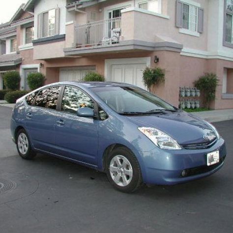 Light Blue Toyota Prius WANTT!! :) Toyota Prius Aesthetic, Prius Car Aesthetic, Prius Aesthetic, Imaginary Characters, Prius Car, Fake Scenarios, Car Things, Tiny Cars, Yearly Goals