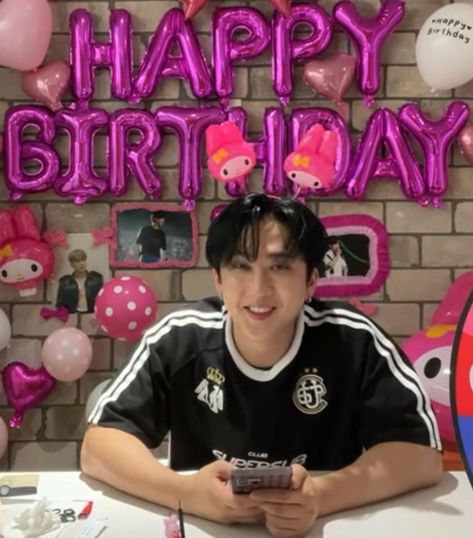 Changbin Birthday, Stray Kids Changbin, Seo Changbin, Stray Kids, Happy Birthday, Collage, Birthday, Pins, Quick Saves