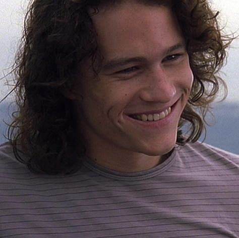 Heath Ledger 10 Things, Heath Ledger Smile, Patrick Verona, Health Ledger, Deep Questions To Ask, Julia Stiles, 10 Things I Hate About You, Heath Ledger Joker, Pfp Matching