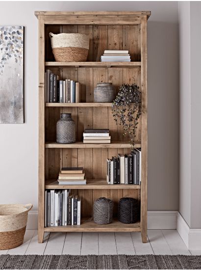 Bookcase Styling Living Room, Ladder Shelves, Shelf Decor Living Room, Shelf Units, Tall Bookcase, Bookcase Styling, Bookcase Decor, Shelf Styling, Alcohol Recipes