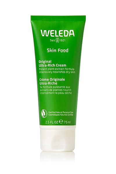 Weleda Skin Food, Simple Skincare Routine, Hydrating Moisturizer, Organic Cosmetics, Facial Moisturizers, Best Moisturizer, Herbal Blends, Moisturizer For Dry Skin, Skin Food