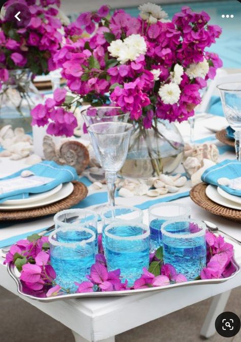 Greek Party Theme, Mamma Mia Wedding, Greece Party, 17th Birthday Party Ideas, 17. Geburtstag, Dinner Party Ideas, 17th Birthday Ideas, Sweet 17, 21st Party