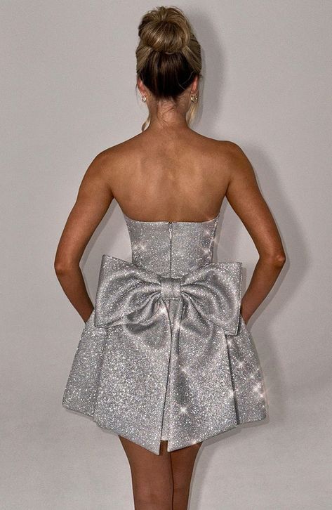 Alice Mini Dress - Silver Sparkle – BABYBOO Dresses With Bows In The Back, Sparkle Short Dress, Vegas Ootd, Prom Dress With Bow, Homecoming Dresses Corset, Singer Dr, Midi Dress Wedding Guest, 17 Birthday, Formal Wear Women