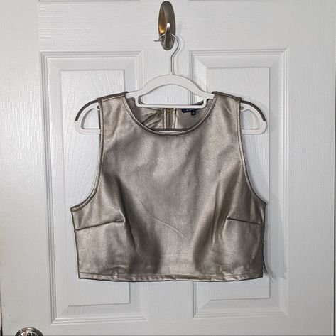 New With Tags From Kirious Women, Woman, Women's, Size Xl, Size Extra Large, Faux Leather, Vegan Leather, Zip-Up, Zip Back, Full Zip, Shirt, Top, Blouse, Sleeveless, Silver, Gold, Metallic, Crop, Cropped, Crop Top, Nwt, New, New With Tags, Polyester, 100% Polyester, Clubbing, Club, Rave, Festival, Festival Wear, Festivalwear, Night Out, Girls Night, Girl's Night, Plus Size, Rn 141178 Silver Crop Top, Leather Tank Top, Metallic Crop Top, Leather Crop Top, Faux Leather Top, Long Sleeve Floral Top, Blue Crop Tops, Ribbed Crop Top, Black Zip Ups