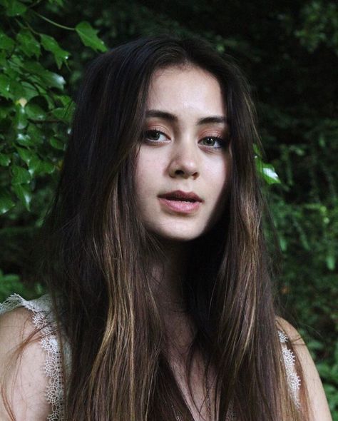 Jasmine Thompson Scorpio Fashion, Jasmine Thompson, Barbie Hair, Female Artists, Face Claims, Celebrities Female, Character Inspiration, Piercings, Instagram Post