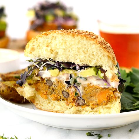 Sweet Potato Black Bean Burgers - Fit Foodie Finds Homemade Veggie Burger Recipe, Sweet Potato Burger, Potato Burger, Sweet Potato Quinoa, Homemade Veggie Burgers, Sweet Potato Burgers, Sweet Potato Black Bean, Quinoa Sweet Potato, Fit Foodie Finds