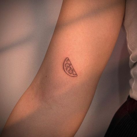 Watermelon Tattoo Minimalist, Minimal Lemon Tattoo, Calamansi Tattoo, Fruit Slice Tattoo, Orange Slice Tattoo Small, Aesthetic Fine Line Tattoos, Fine Line Fruit Tattoo, Croissant Tattoo Small, Simple Fruit Tattoo