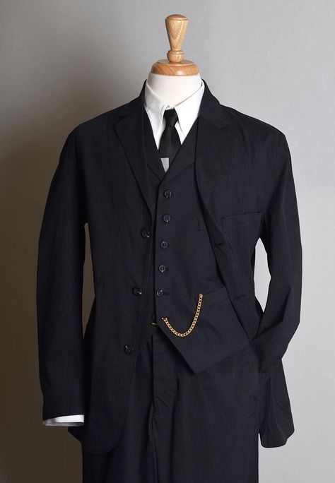 Little Women Costumes, 1930s Outfits, Pinstripe Jacket, The Woman In Black, Farm Clothes, Mens Suit Jacket, History Fashion, Pinstripe Suit, Black Suit