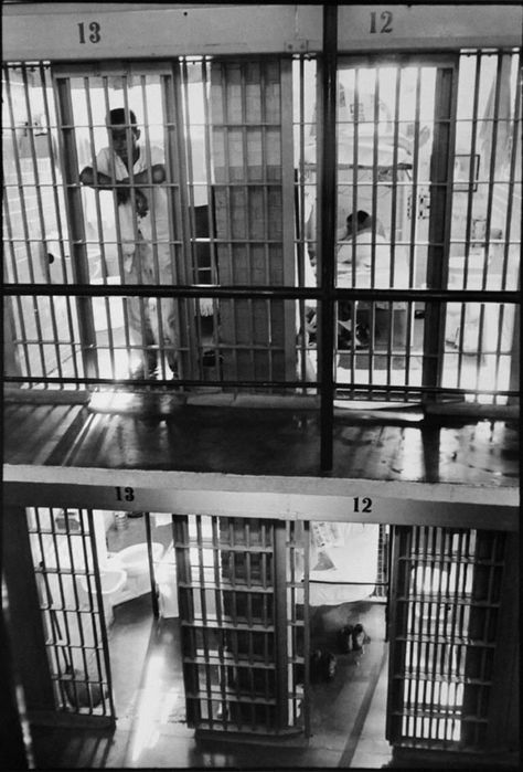 Danny Lyon, Texas Prison, Prison Life, Prison Cell, Department Of Corrections, Prison Break, Magnum Photos, In Prison, Contemporary Photography