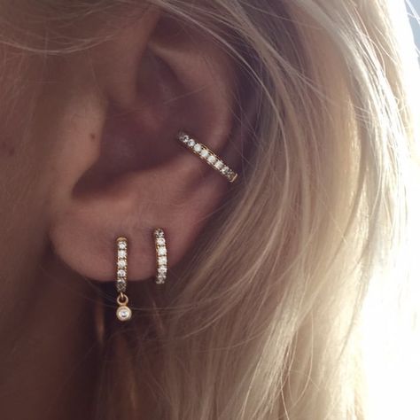 Conch Piercing Jewelry, Conch Hoop, Cute Ear Piercings, Wholesale Earrings, Cute Piercings, Conch Piercing, Jewellery Earrings, Sparkle Earrings, Cartilage Piercing