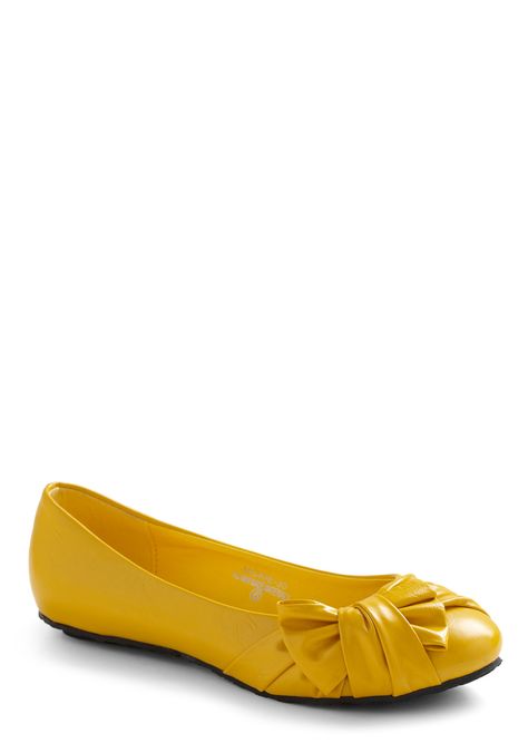 Right on Track Flat $27.99 Summer Flat Shoes, Yellow Flats, Heart Shoes, Vintage Flats, Cute Flats, Summer Flats, Yellow Shoes, Bow Flats, Fashion Hub