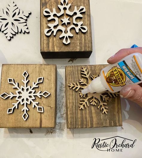 Wooden Winter Decor, Wooden Snowflakes Painted, Wooden Snowflake Crafts, Wooden Christmas Crafts To Sell, Snowflake Blocks, Wooden Snowflake Ornaments, Painted Blocks, Winter Farmhouse Decor, Holidays Crafts