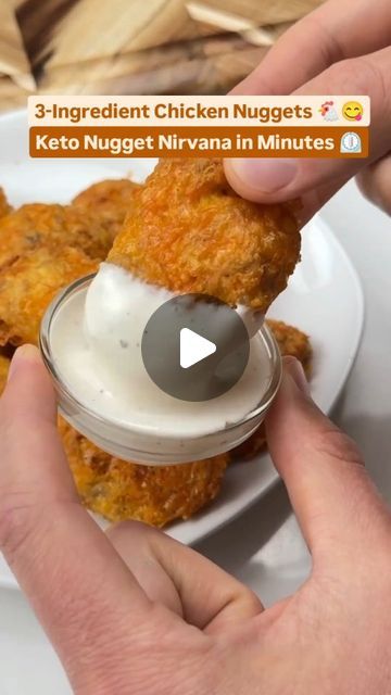 Cheese Nuggets, 3 Ingredient Chicken, Egg Cheese, Diet Challenge, Cheese Eggs, Chicken Nuggets, 3 Ingredient, An Egg, Shredded Chicken