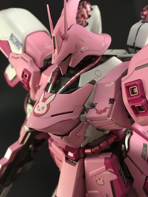 this-gundam-sazabi-mech-has-been-given-a-dva-overwatch-makeover3 D Va Overwatch, D.va Overwatch, Pc Gaming Setup, Titanfall, Gundam Art, Anime Dolls, Star Citizen, Gundam Model, Anime Figures