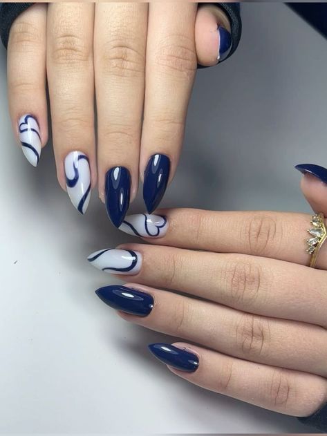 Nail Designs Dark Blue And White, Navy Blue Abstract Nails, Blue Nail Designs Aesthetic, Dark Blue Nails With White Design, White Nails With Dark Blue Design, Nail Inspiration Dark Blue, Nail Design Dark Blue, Dark Blue White Nails, Dark Blue Nails With Design Acrylic