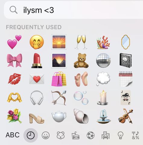 Playlist Emojis, Old Money Emoji Combos, Old Money Emoji, Coquette Emojis, Money Emoji, Aesthetic Keyboard, Aesthetic Emojis, Good Apps For Iphone, Aesthetic Emoji