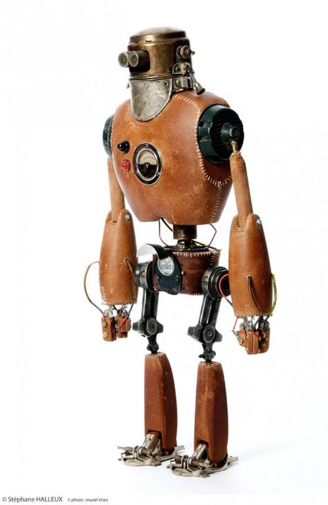 Steampunk Robots, Steampunk Robot, Steampunk Characters, Art Steampunk, Vintage Robots, Robot Sculpture, Retro Robot, Cool Robots, Arte Robot