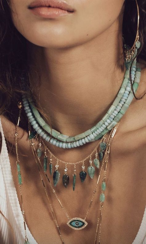 Boho Necklace Diy, Jacquie Aiche Jewelry, Statement Jewelry Outfit, Chunky Choker Necklace, Necklaces Chunky, Chunky Gold Necklaces, Chunky Choker, Jacquie Aiche, Indie Jewelry