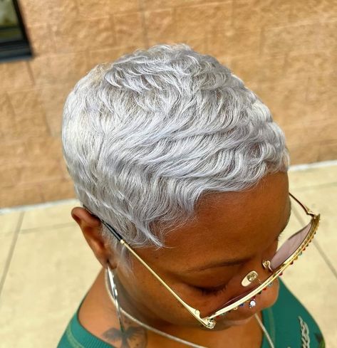 Grey Pixie Haircut Black Women, Gray Pixie Haircut Black Women, Platinum Grey Hair, Silver Pixie, Short Platinum Blonde Hair, Grey Hair Journey, Sleek Short Hair, Natural Hair Haircuts, Grey Hair Looks