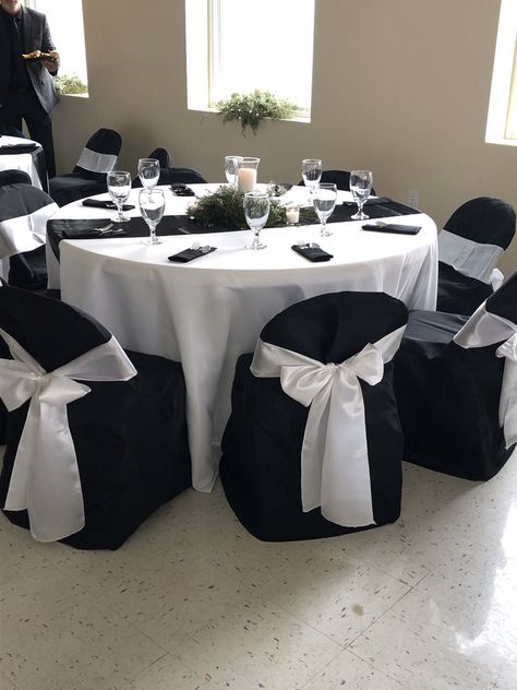 Black White Gray Party Decorations, Black And Ivory Centerpieces, Black And White Awards Dinner, Black And White Event Decorations, Black White And Silver Party Ideas, Black And White Formal Decorations, Black And White Affair Party Decor, White And Black Decorations Party, Black White Silver Centerpieces