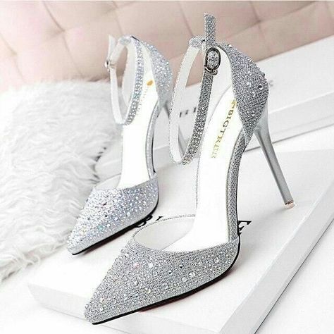 Cowgirl Boots Wedding, Rhinestone Wedding Shoes, Dr Shoes, Wedding Boots, Ankle Sandals, Toe Post Sandals, High Heels Shoes, Fancy Shoes, Rhinestone Wedding