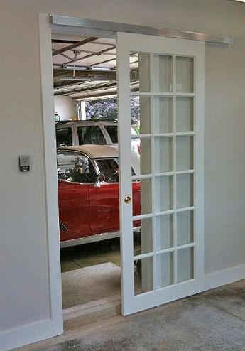 Barn Door Garage, Single Patio Door, Kitchen Sliding Doors, Bathroom Barn Door, Porte In Ferro, Garage Door Hardware, Barn Door Locks, Diy Sliding Door, Sliding Door Design