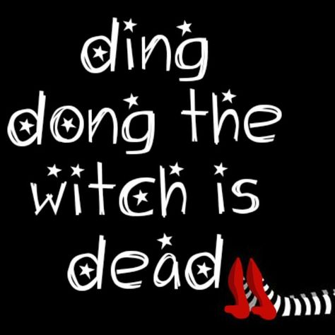 When I heard you were moving because you can't cut it here in Vegas  ✌️✌️✌️✌️✌️✌️ Wizard Of Oz Sayings Quotes, Ding Dong The Witch Is Gone, Wizard Of Oz Sayings, Wizard Of Oz Witch, Wizard Of Oz Decor, Wizard Of Oz Quotes, Wizard Of Oz Movie, Wizard Of Oz 1939, Wicked Witch Of The West