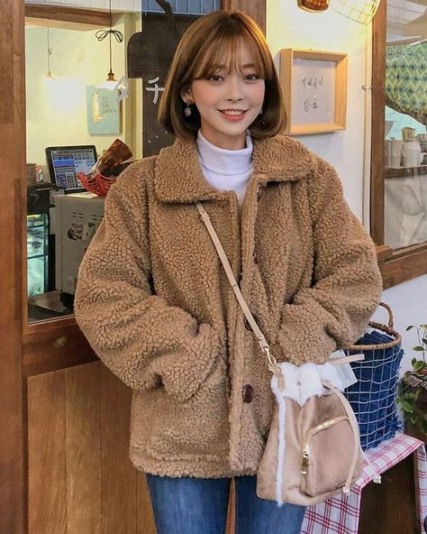 Korean Winter Fashion Outfits, Japan Outfits, Stylish Plus Size Clothing, Outfit Korean Style, Winter Fashion Outfits Casual, Beige Outfit, Everyday Fashion Outfits, Fashionista Clothes, Korean Girl Fashion