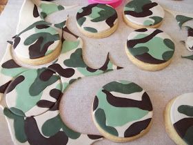 Camouflage Cupcakes, Army Birthday Cakes, Kiwi Cake, Army Cake, Army Birthday Parties, Lego Birthday Cake, Army Party, Body Combat, Novelty Birthday Cakes