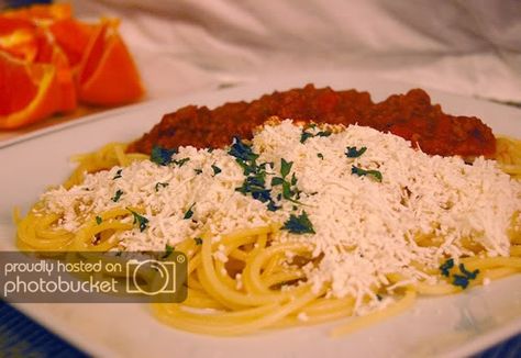 Spaghetti Factory Meat Sauce, Old Spaghetti Factory, Mizithra Cheese, Spaghetti With Meat Sauce, Dinner Spaghetti, Spaghetti With Meat, Spaghetti Factory, Friday Dinner, Spaghetti Meat Sauce