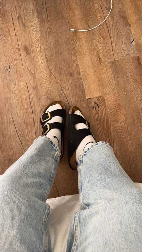 birkenstock ARIZONA BIG BUCKLE NARROW FIT Birkenstock Arizona Big Buckle, Arizona Big Buckle, Birkenstock Arizona, Birkenstock, Fashion Inspo Outfits, Arizona, Buckle, Fashion Inspo, Gold