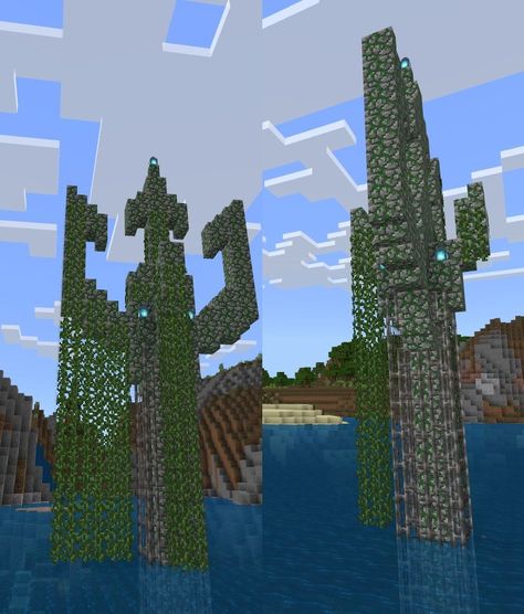 Minecraft Trident Statue, Minecraft Trident Build, Trident Minecraft, Minecraft Statues, Minecraft Things, Minecraft Inspo, Minecraft Crafts, Minecraft Art, Minecraft Projects