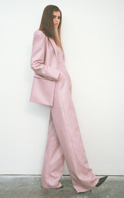 Pink Suits Women, Colors Outfit, Faux Leather Blazer, Pre Fall 2023, Leather Blazer Jacket, Wristwatch Fashion, Alex Perry, Style 2023, Jumpsuit Elegant