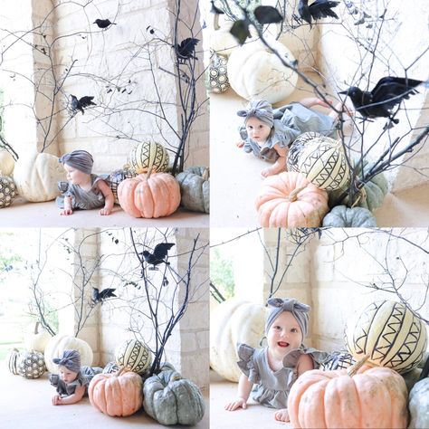 Halloween Cake Smash, Halloween First Birthday Photoshoot, Pumpkin Patch Photoshoot, Baby Ootd, Halloween Photoshoot, Halloween Porch, Halloween Inspo, Fall Decorations Porch, Halloween Photos