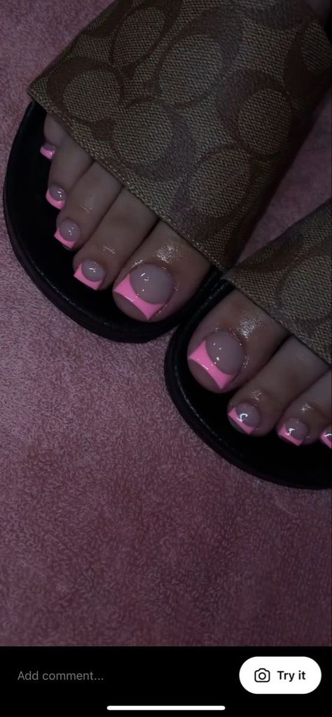 Pedicure Small Nails, Pink Acrylic Toes French Tip, Pink French Tip Nails Pedicure, Toes Ideas Pedicures, Acrylic Pedicure Ideas, Pink Tip Toe Nails, Pink Toes French Tip, Pretty Toe Nails Pedicures, Pink Toes And Nails