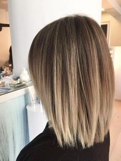 Dunner Wordend Haar, Blonde Balayage Highlights, Brunette Balayage, Medium Bob Hairstyles, Modern Haircuts, Low Maintenance Hair, Hair Color For Women, Winter Hair Color, Balayage Brunette